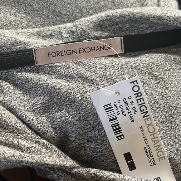 Foreign Exchange | Oversized Graphic Hooded Shirt - Picture 6 of 6